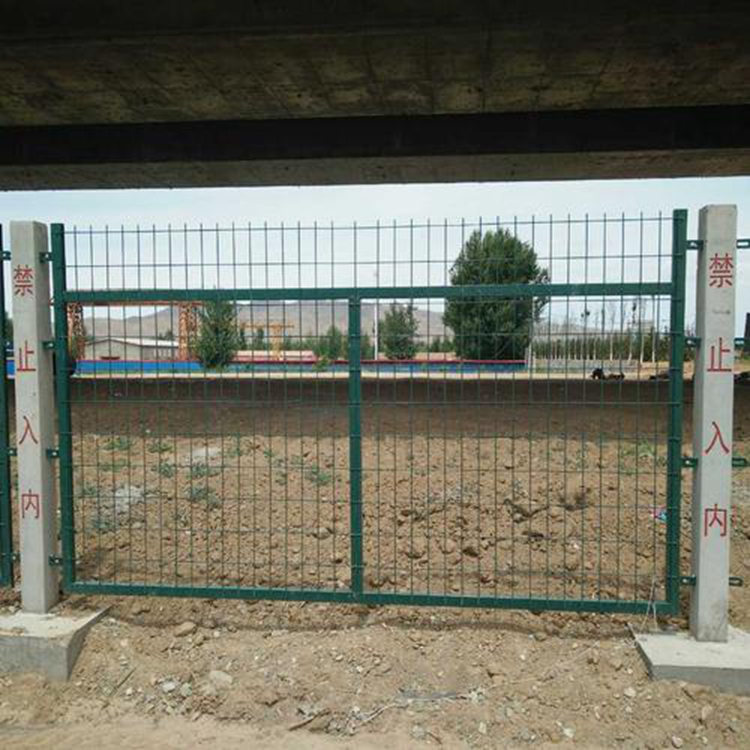  鐵路線(xiàn)路防護(hù)柵欄